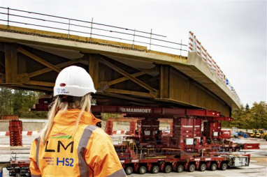 HS2 completes construction milestone as 914 tonne modular bridge is moved into place in 45 minutes.