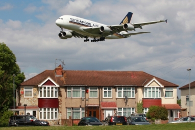 Heathrow Airport says it will reduce night flights and curb noise and pollution if it gets a third runway.