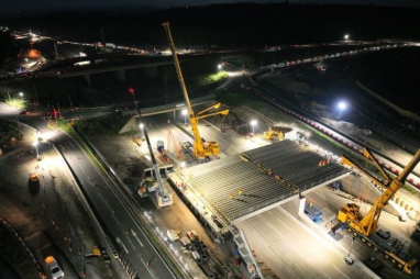 72 beams installed on the M25 - image: Balfour Beatty