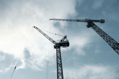 Construction output declines for first time since January 2021, PMI reveals. Image by Yannick Pulver on Unsplash.