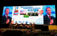 Gavin English speaking at the FIDIC general assembly event in Jakarta.