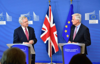 Lead UK negotiator David Davis pictured in Brussels with his EU counterpart, Michel Barnier.
