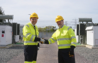 John Glen MP with SSE Renewables head of construction - solar and battery, Alun Robinson - Image: SSE Renewables