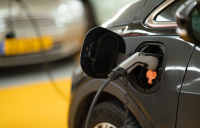 Up to 470 charge point installations are required per week between now and 2025, says Transport for the North. Image by  Michael Fousert on Unsplash.